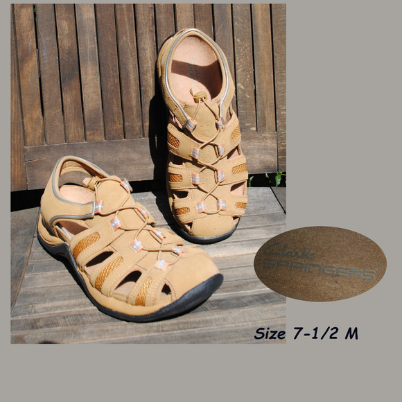 CLARKS Springer Bungie Slip-ons Leather Sz 7-1/2 - Picture 1 of 7